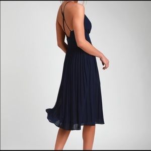 LuLus Love Me To The Moon Pleated Midi Dress